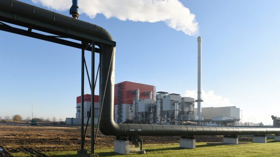 Lokale product- en restwarmteleiding Chemiepark - EEW Waste to energy centrale met stoomleiding A 29-11-2016-klein