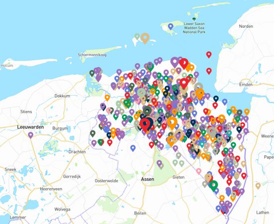 Kaart van Noord-Nederland met locatie-pointers in de provincie Groningen die aangeven waar een project plaatsvindt.