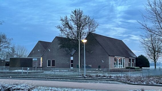 Foto van het dorpshuis in Jonkersvaart