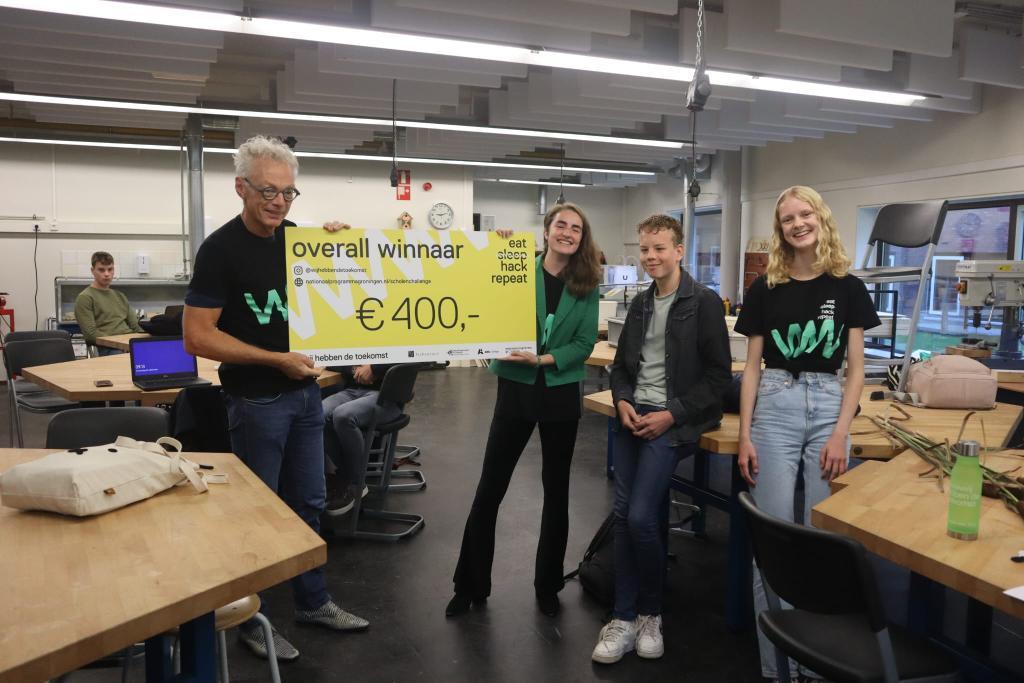 Team Takomst neemt prijs voor overall winnaar in ontvangst