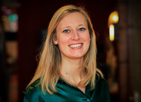 Portretfoto van Marion Bosma