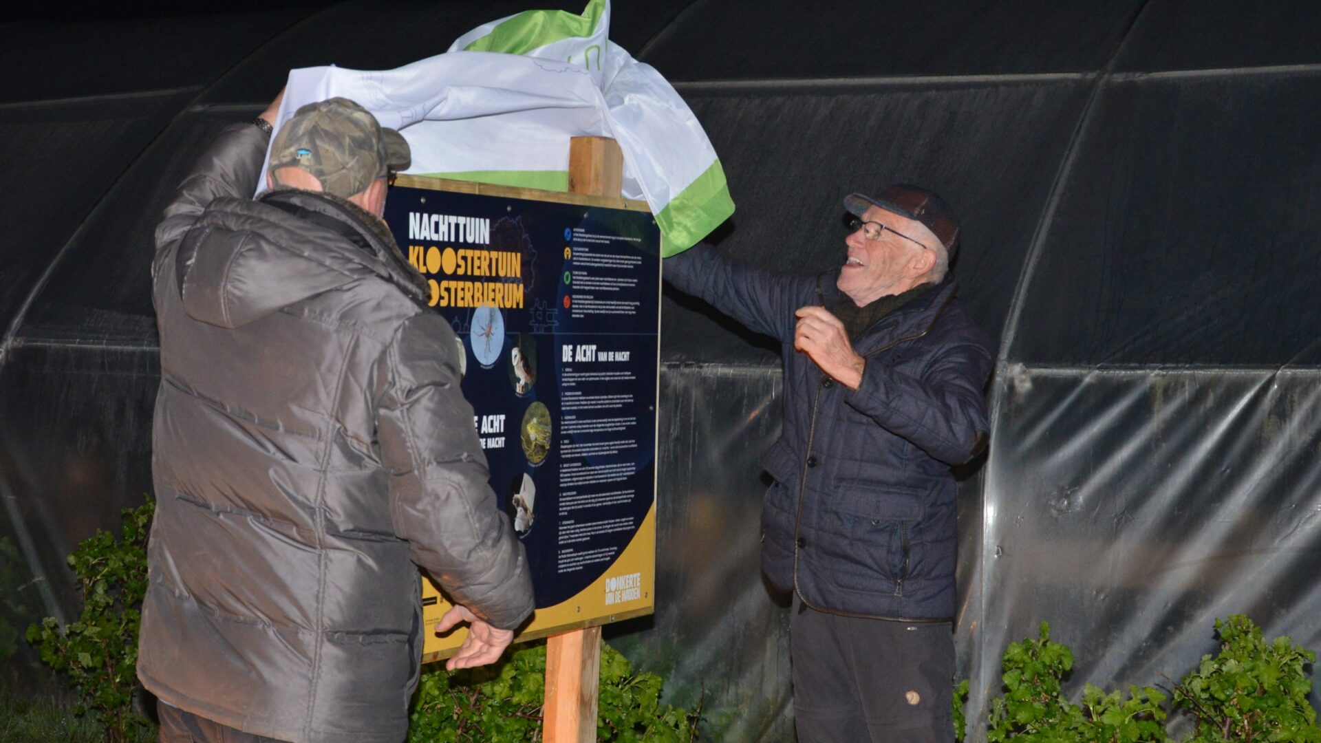 Jopie Jukema opent nachttuin