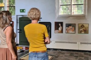 Expositie de Ontmoetingsplaats in de Obergumer Kerk